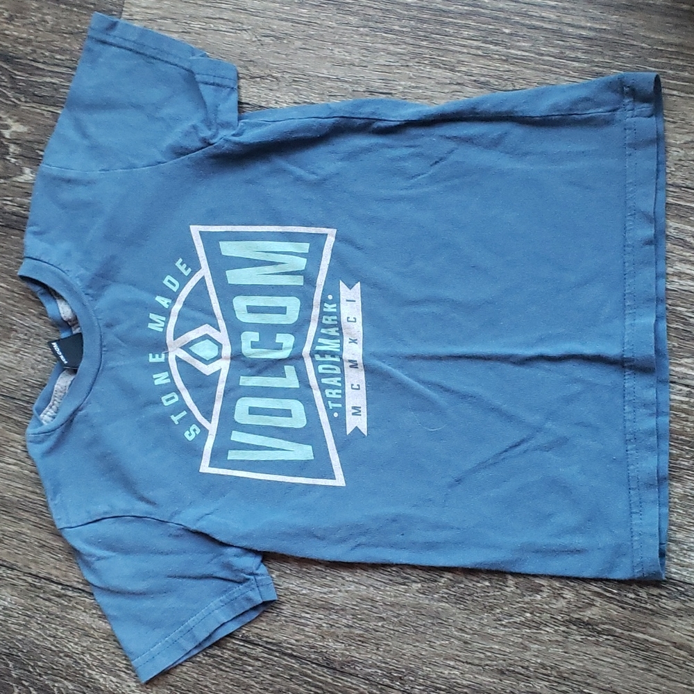 Volcom T Shirt